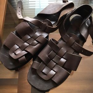DKNY gladiator style low sandals size 10